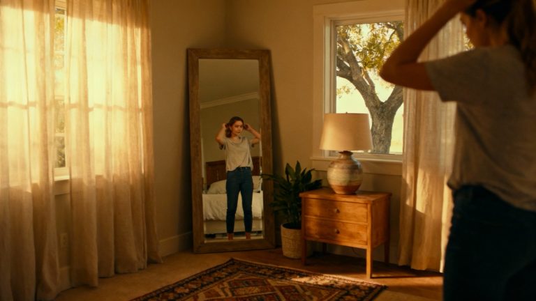 Comment intégrer un miroir dans une chambre esprit