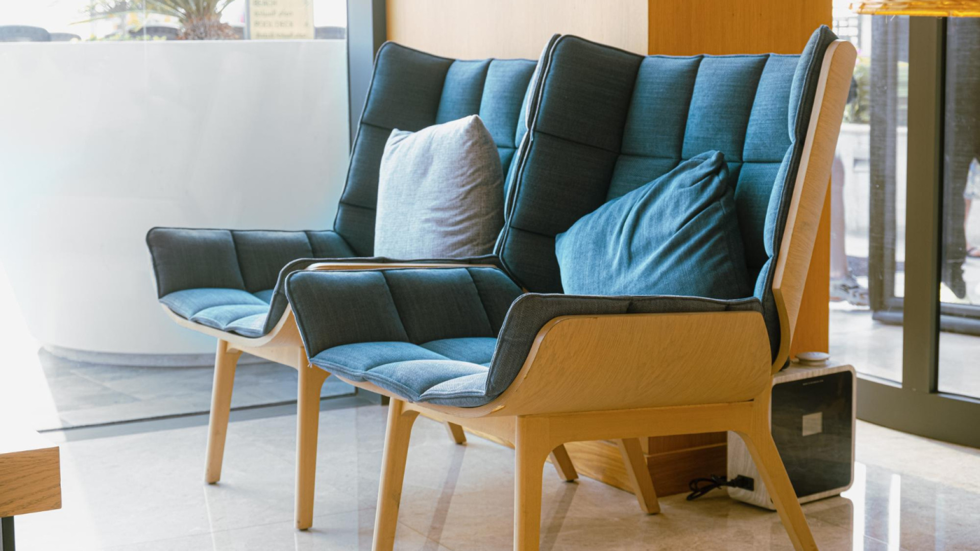 Fauteuils de salon : apporter confort, style et personnalité à votre espace